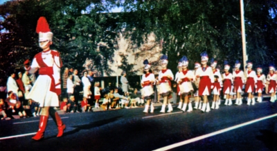 Patrolettes from Oakville (1962)
From the Encyclopedia of Drum & Bugle Corps
Keywords: 1962